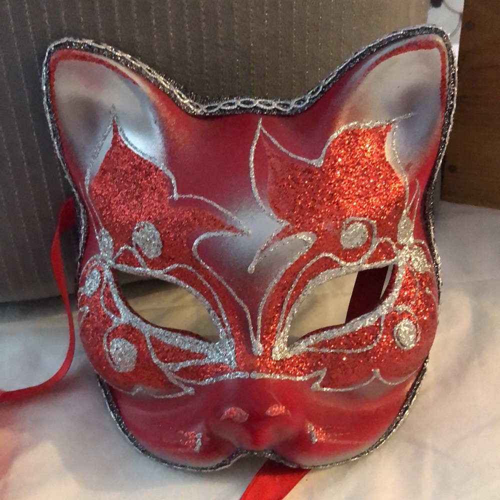Cat Mask - Picture 3 of 5